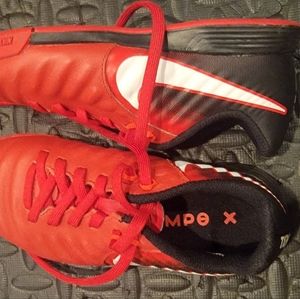 Nike youth Futsal shoes